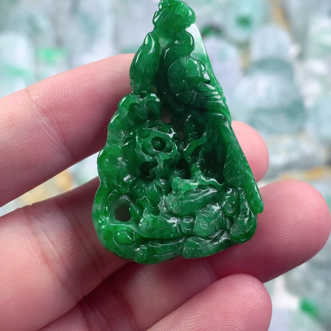 翡翠未镶嵌吊坠(不含链)