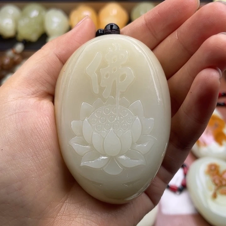 春***忆石材天然古青石手把件