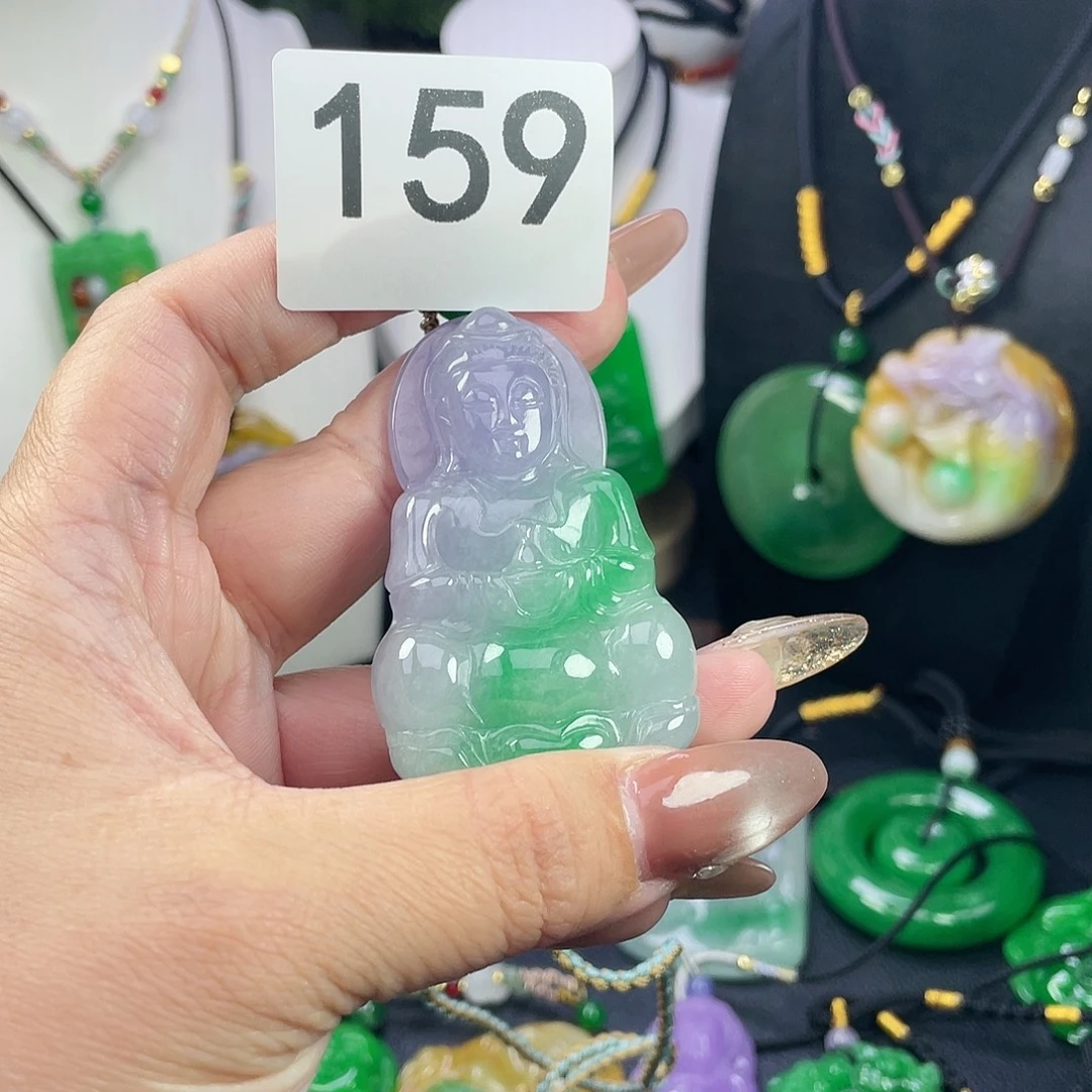 翡翠未镶嵌吊坠(赠链)