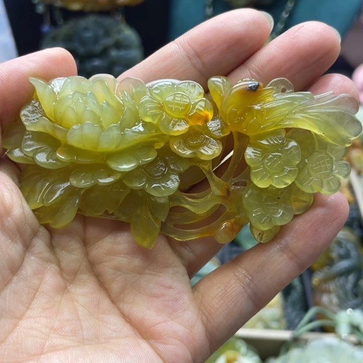 未镶嵌蛇纹石玉颈饰