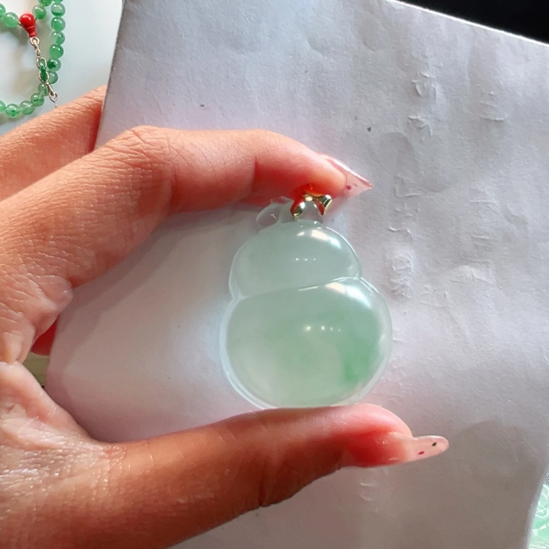 石英质玉吊坠(不含链)未镶嵌