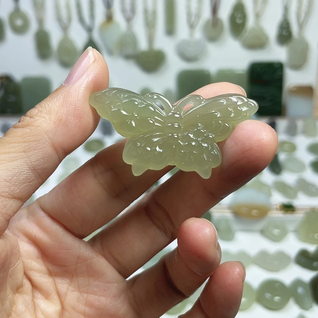 颈饰未镶嵌和田玉-**子