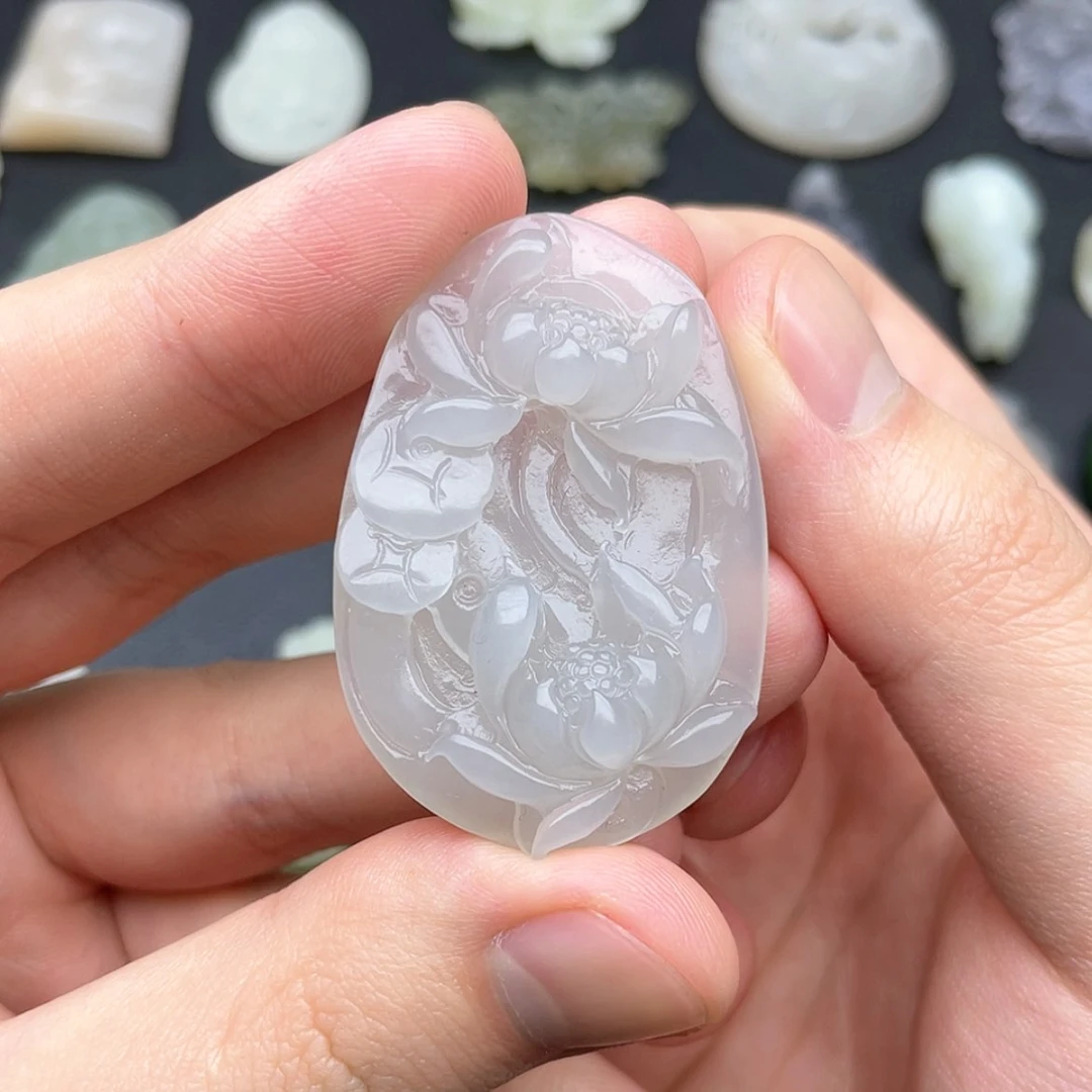 【闪购商品】颈饰未镶嵌和田玉