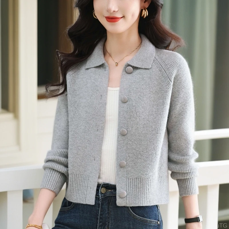 翻领针织开衫女春秋短款2025年新款百搭慵懒风宽松时尚减龄上衣