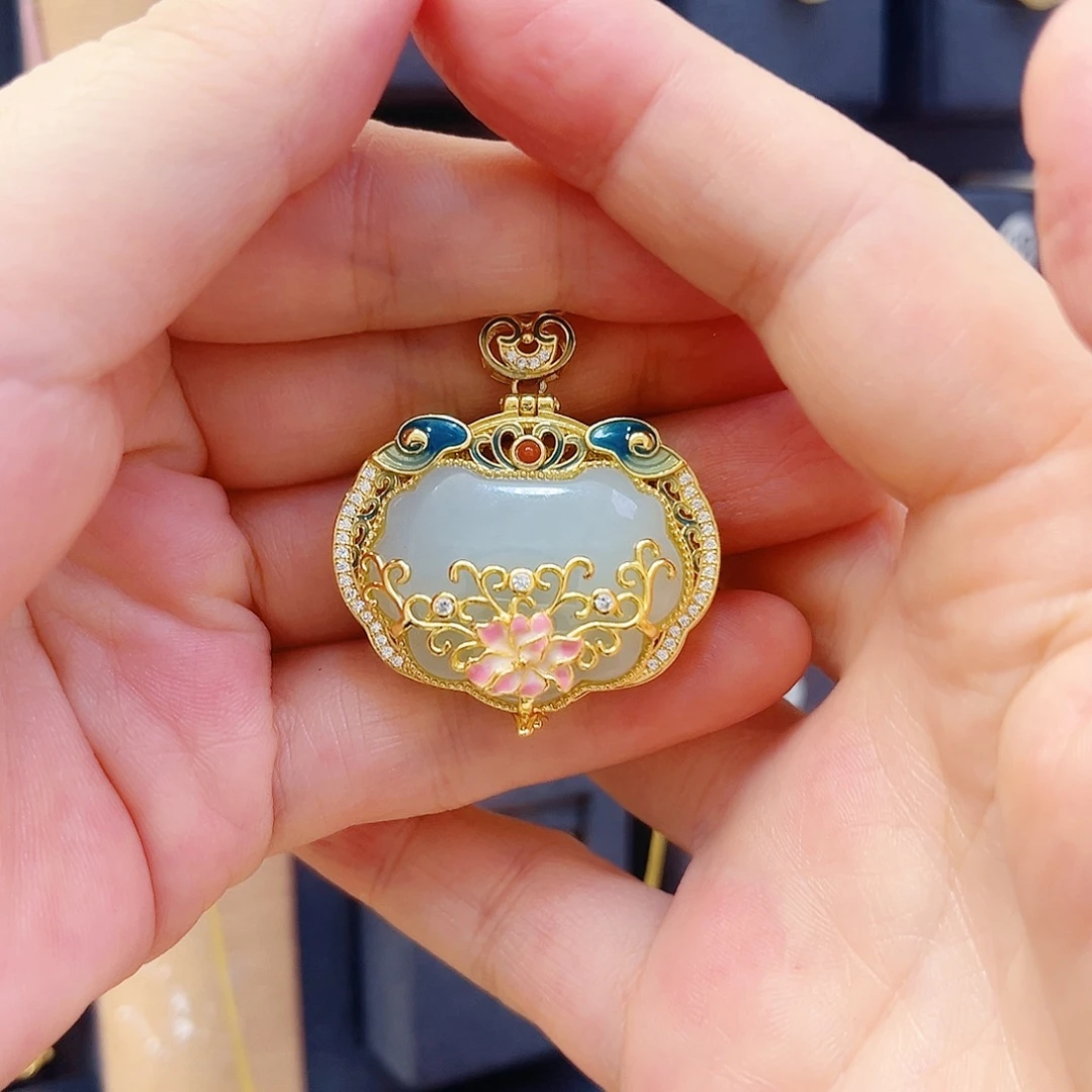 和田玉银S925镀金镶嵌颈饰