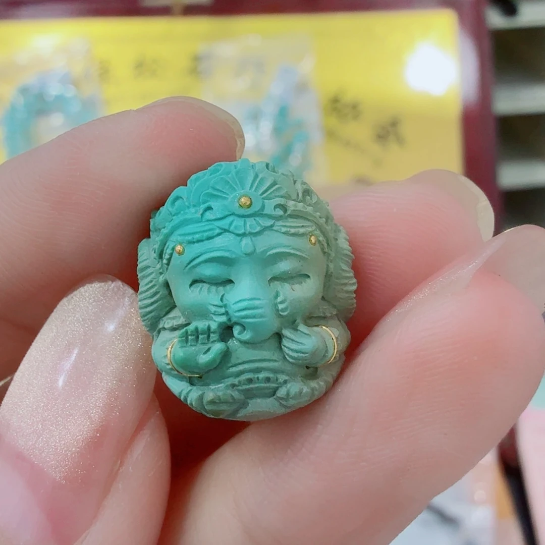 未镶嵌绿松石珠宝奇石