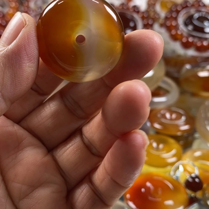 亦***羚柏香籽/百香籽吊坠