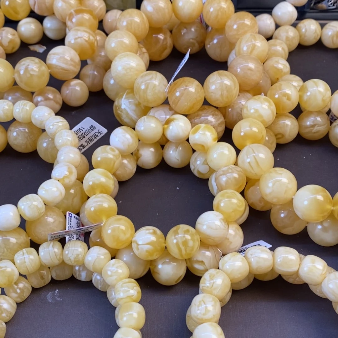 蜜蜡未镶嵌珠宝奇石