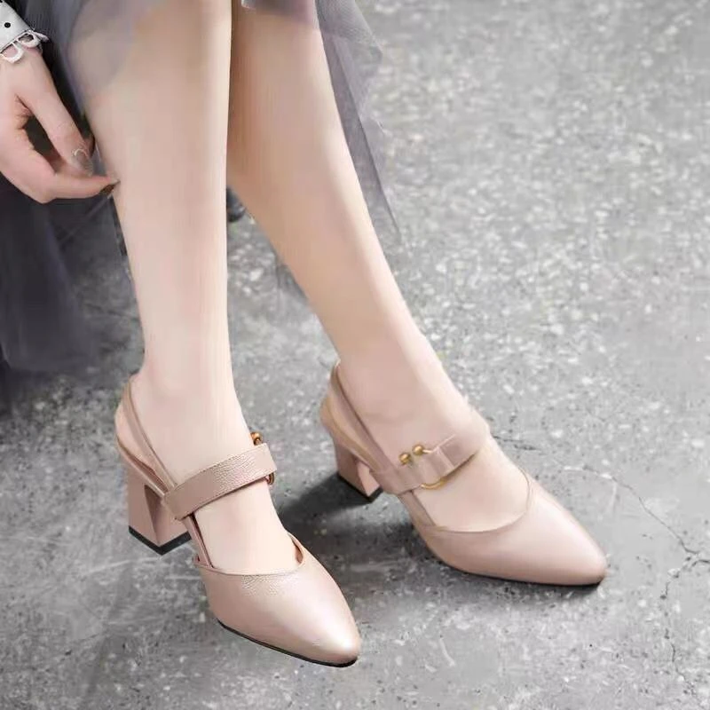 高跟真皮凉鞋女2025夏季新款尖头气质粗跟单鞋女中跟凉鞋妈妈鞋子