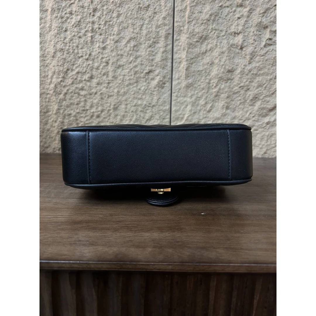 24年秋冬新款真皮重工女包呱呱链条黑色