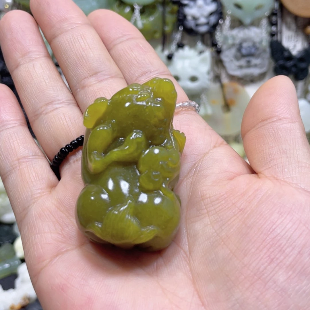 【闪购商品】岫玉未镶嵌颈饰58手把