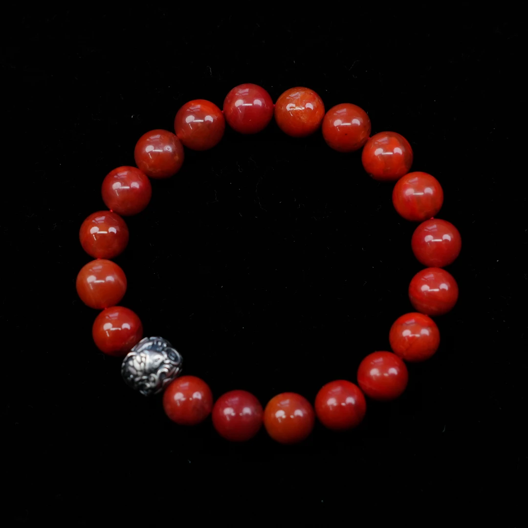 LOT8802 南红手串