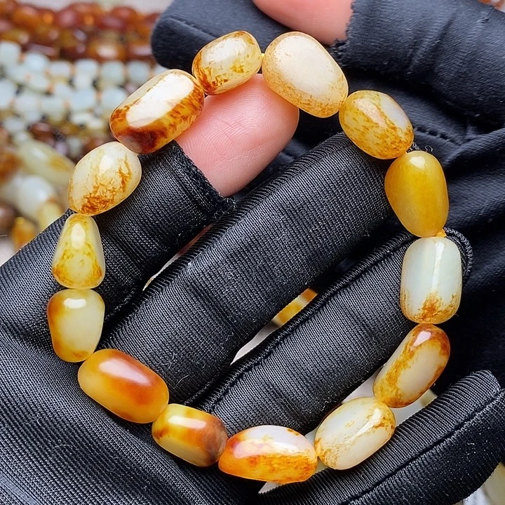 和田玉未镶嵌手链