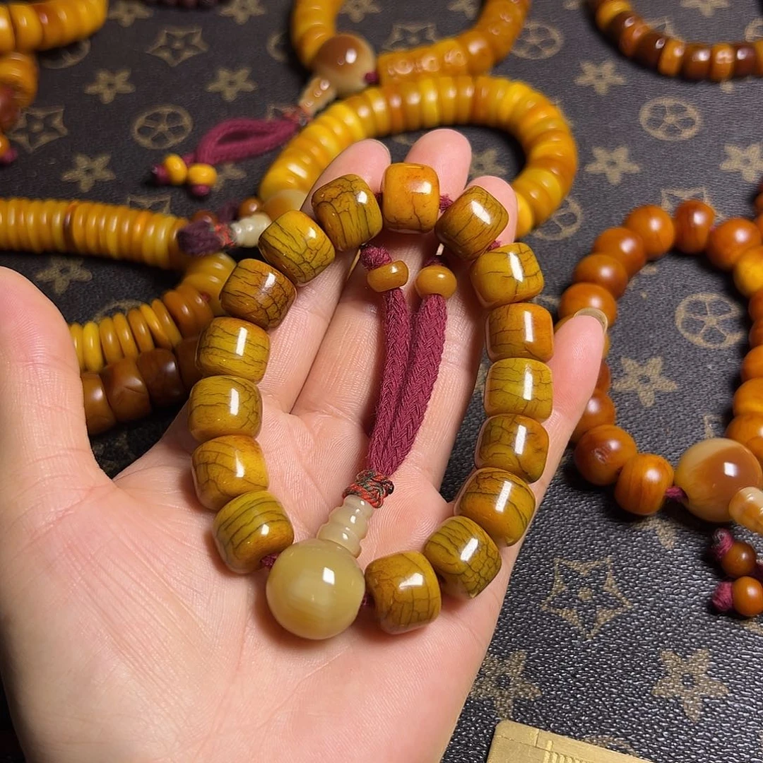 香榧木藏区手串牛骨