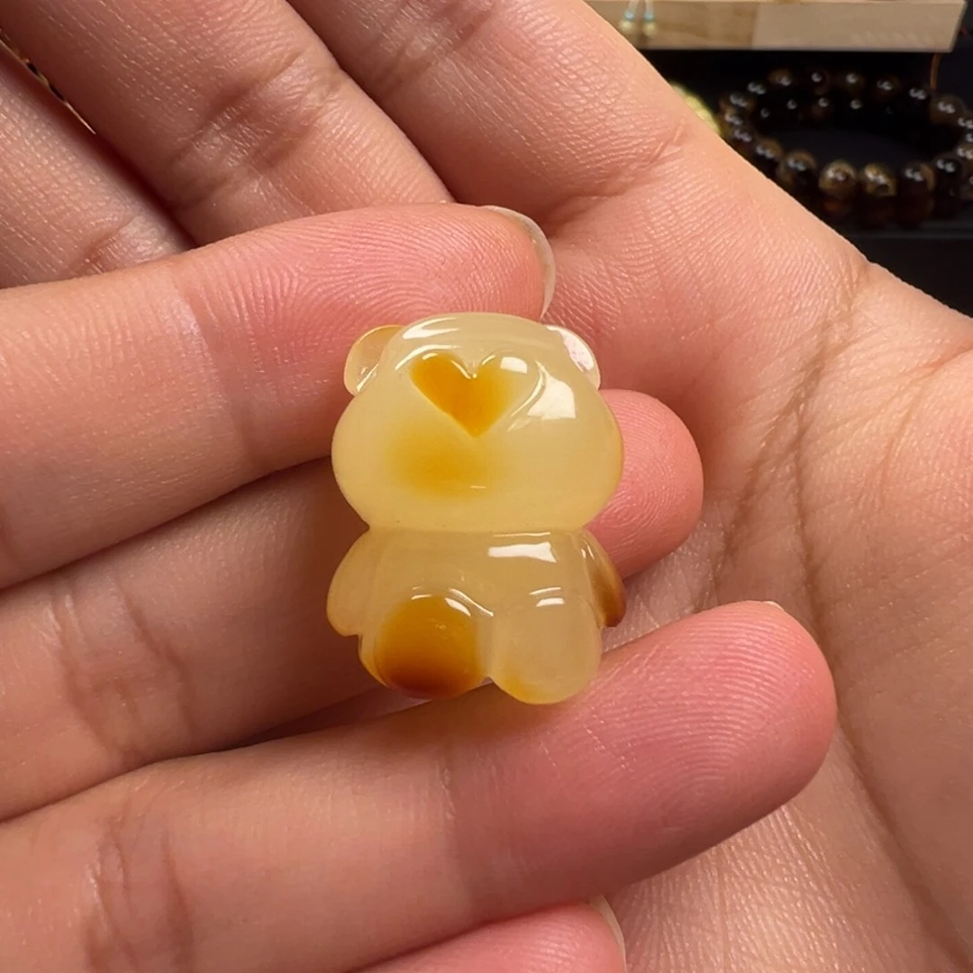 蜜蜡颈饰未镶嵌那****小熊（打孔不退换）