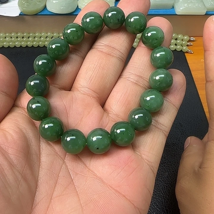 和田玉（碧玉）未镶嵌手链