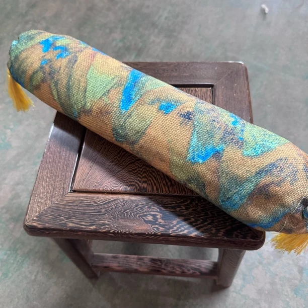 崖柏粉末糖果型千里江山抱枕