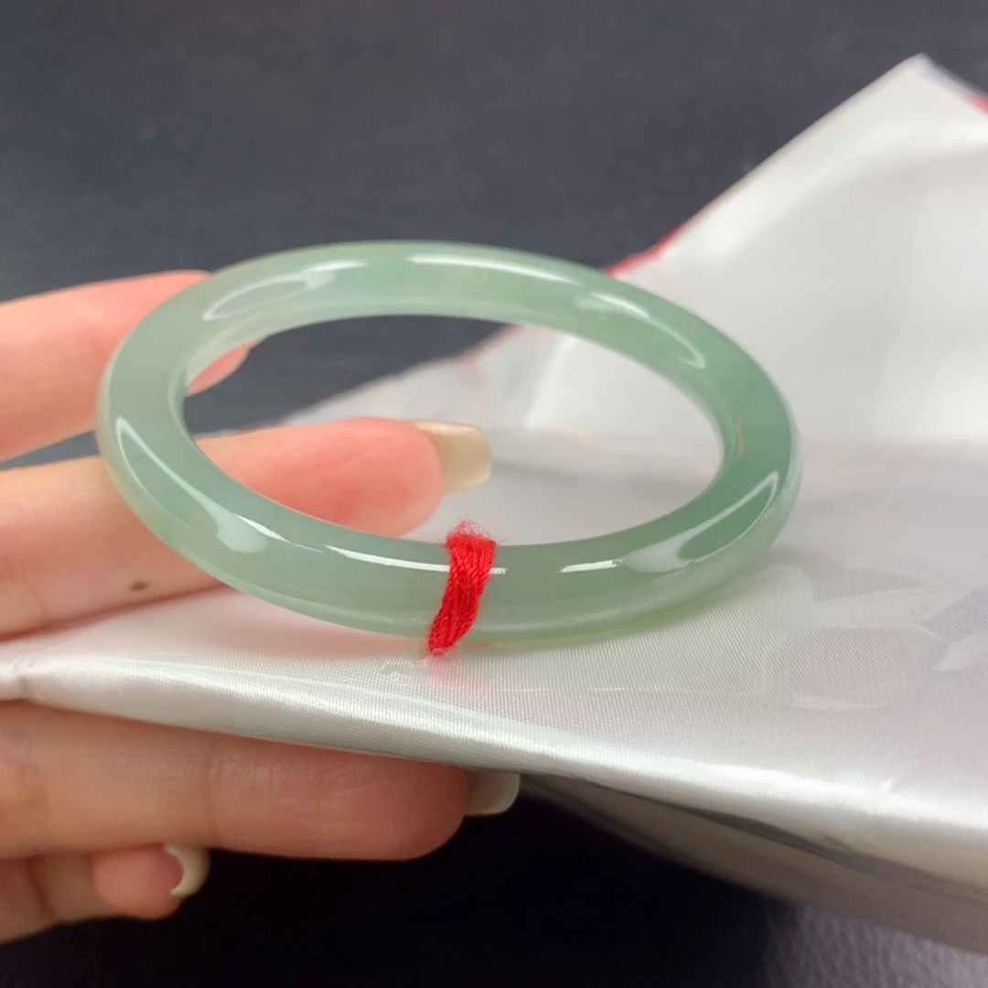 翡翠手镯未镶嵌（30号）（圆条）