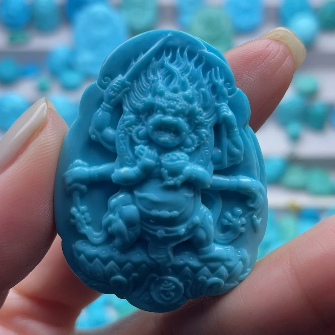 绿松石未镶嵌珠宝奇石