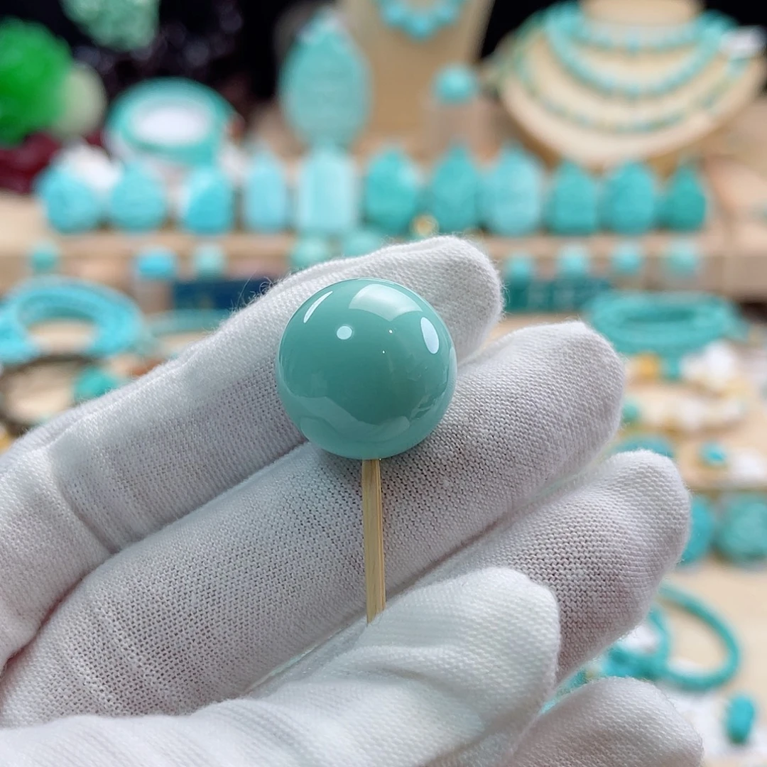 绿松石未镶嵌珠宝奇石