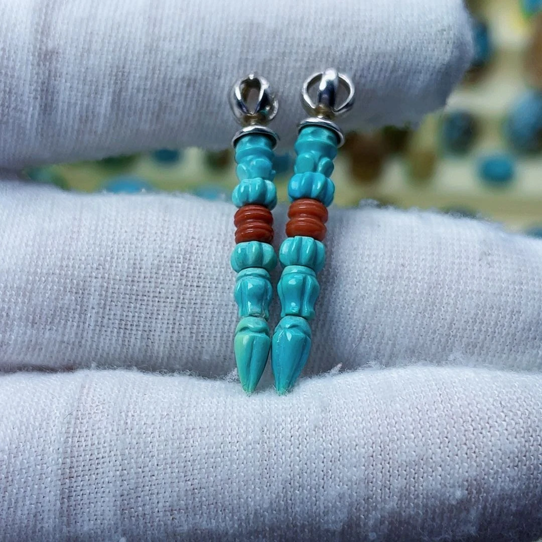 绿松石颈饰未镶嵌