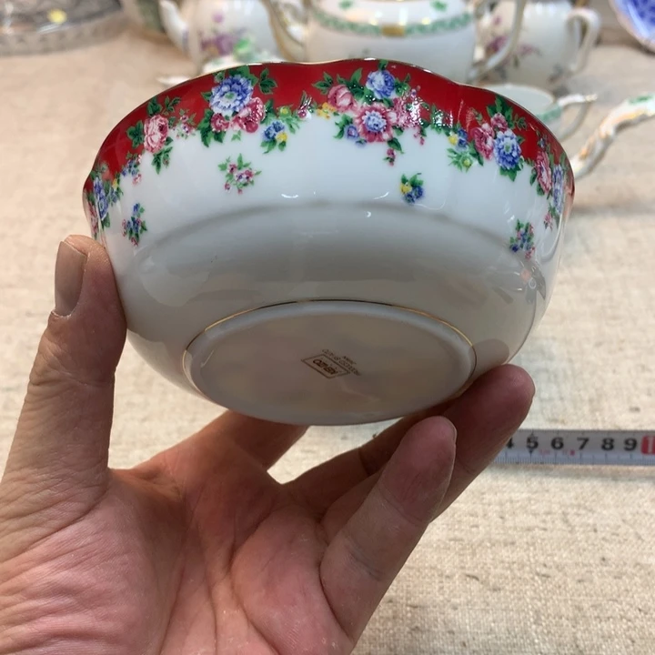 金瓷阁家的美丽瓷器