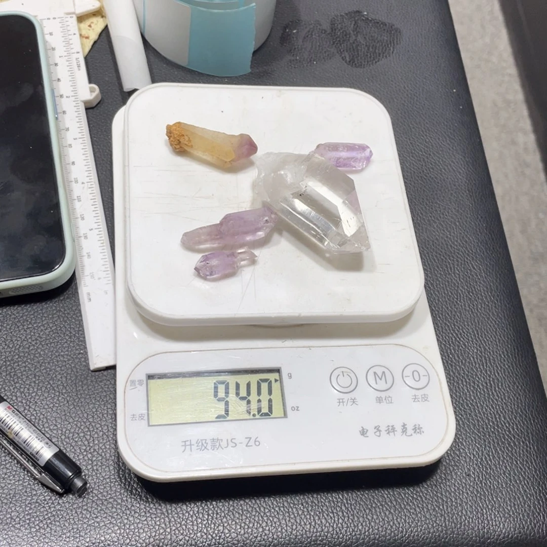 水晶、水晶未镶嵌水晶再****光