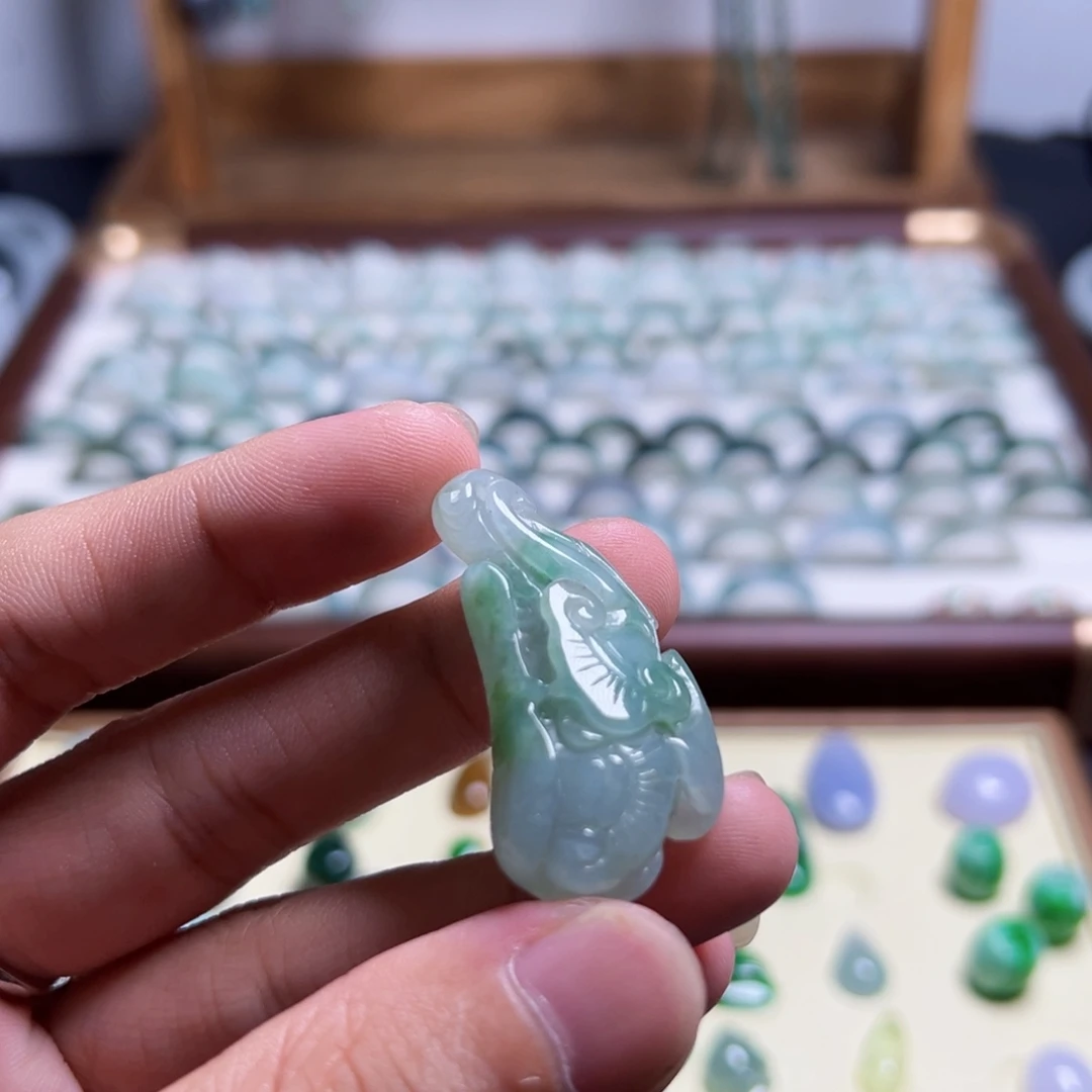 散珠翡翠翡翠挂件