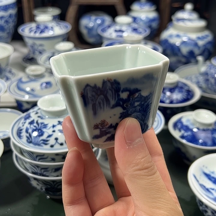 微瑕柴窑工笔山水点红四方杯