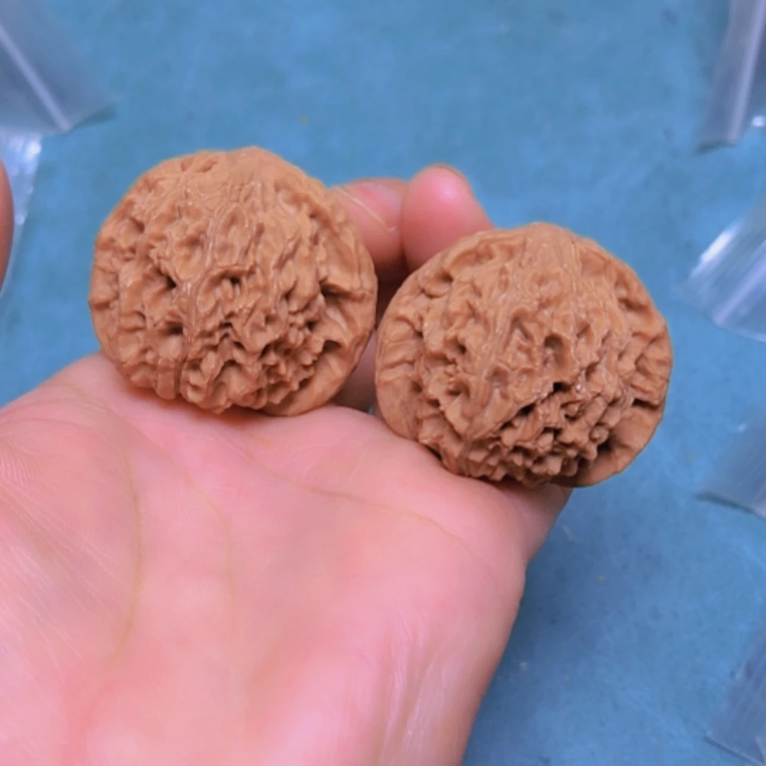 【闪购商品】摆件核桃38.5蚂蚁沟修尖