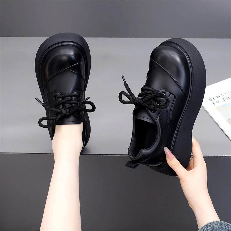 厚底复古高级感小皮鞋女2025春秋新款系带显脚小软底不累脚乐福鞋