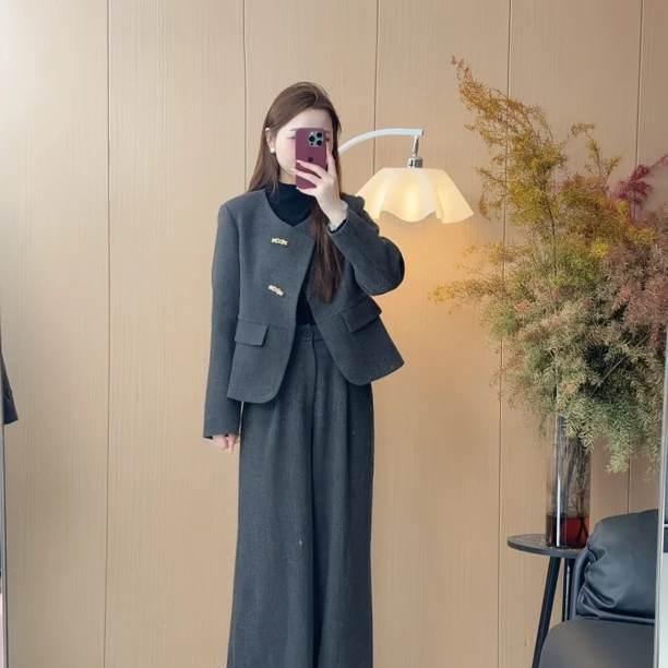 高级感上衣套装裤女春秋2025新款超火流行二件套装小香风爆款韩系
