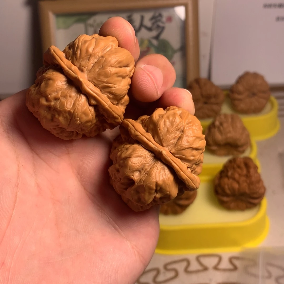 吊坠文玩核桃鱼*许（小东专用）