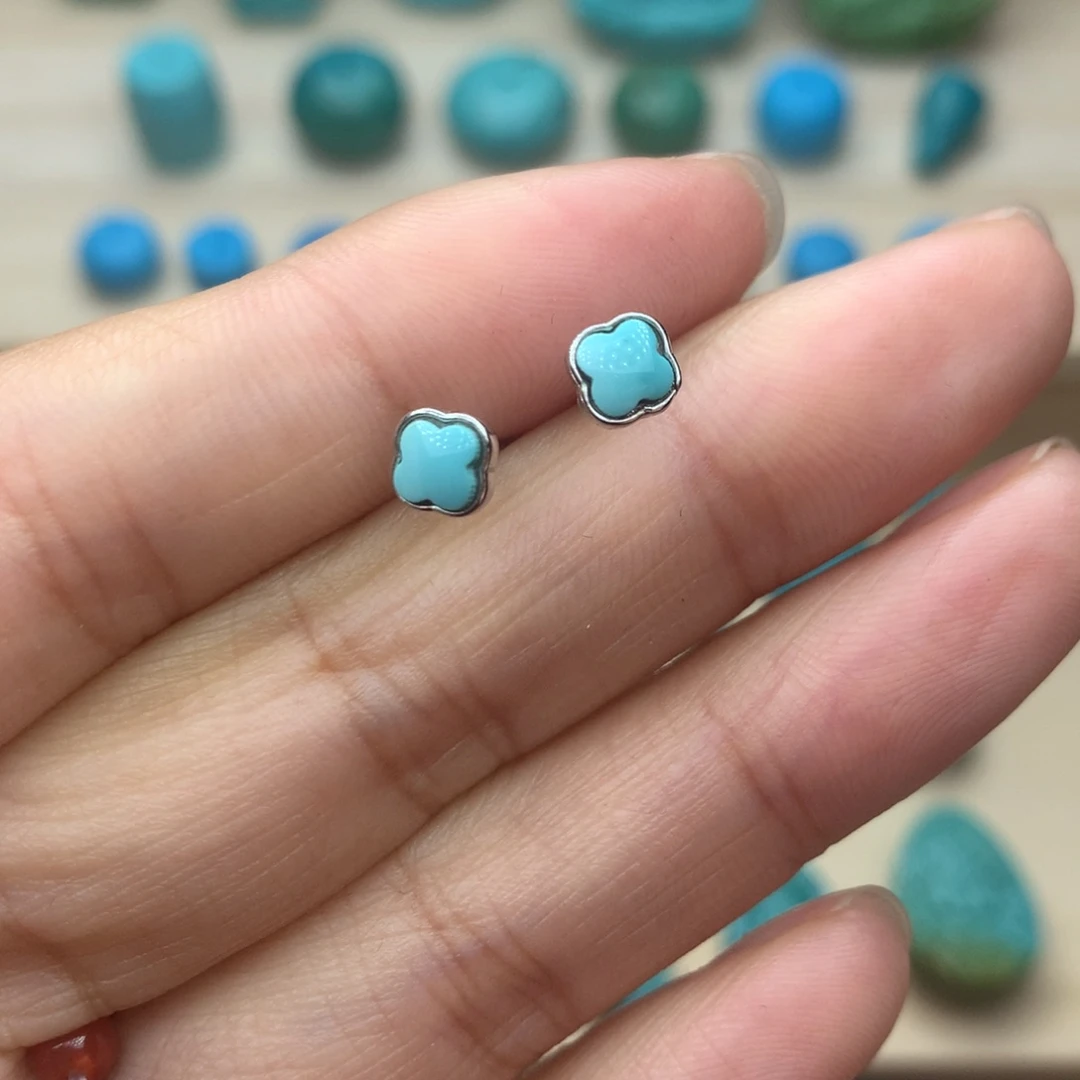 绿松石未镶嵌珠宝奇石