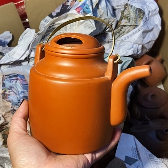 手工制作宜兴紫砂壶
