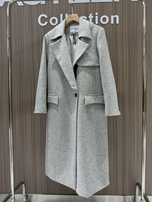 羊毛呢料西装大衣