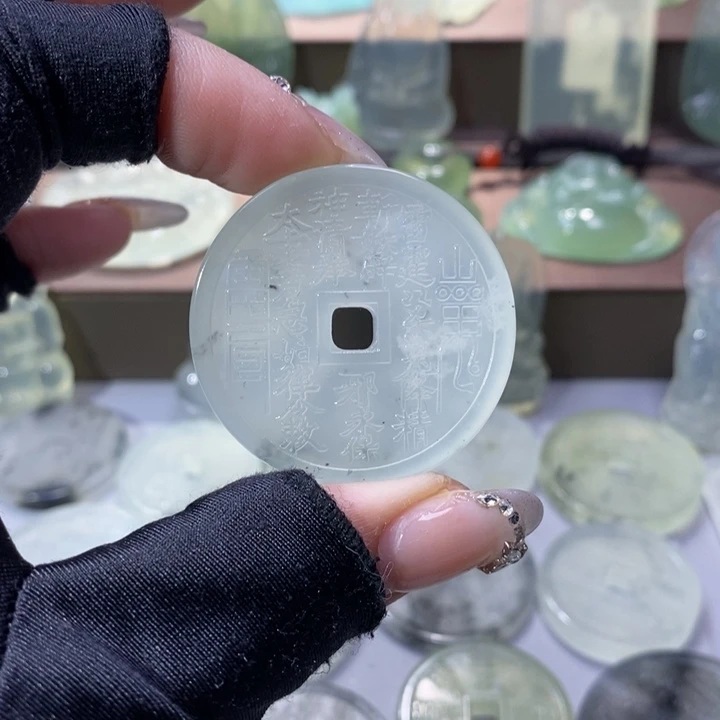 岫玉吊坠未镶嵌吊坠