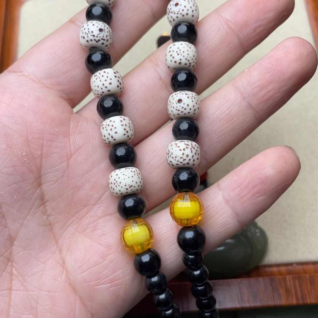 和田玉颈饰未镶嵌龙*：