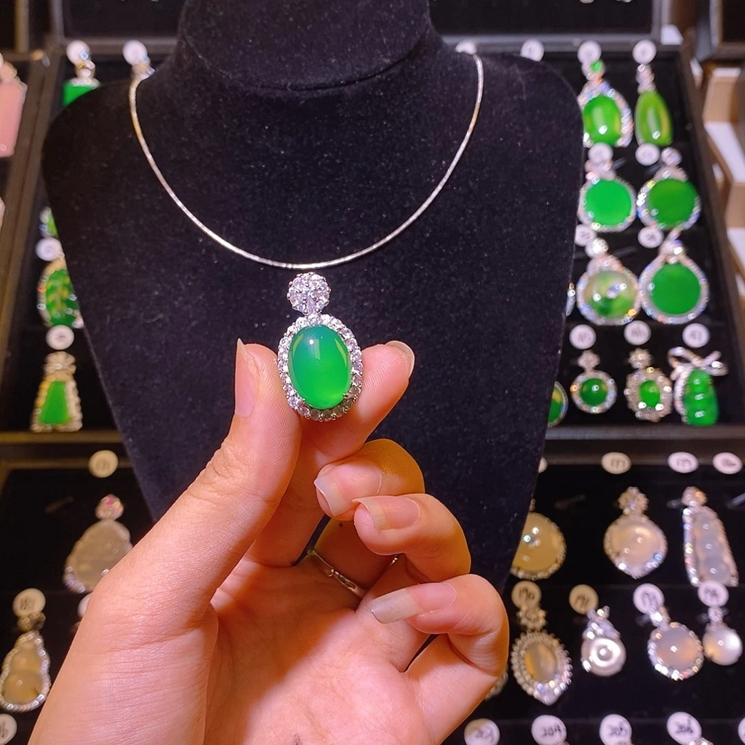 合金颈饰玛瑙/玉髓