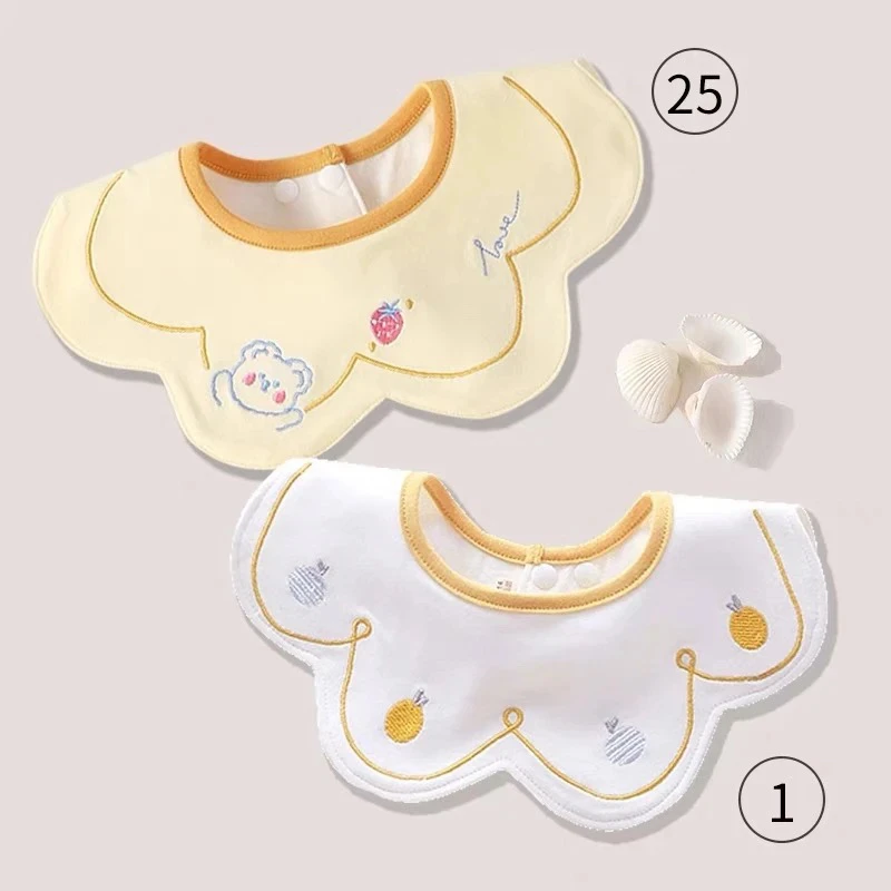 菲恬家口水巾（甜心草莓闭裆连体衣）