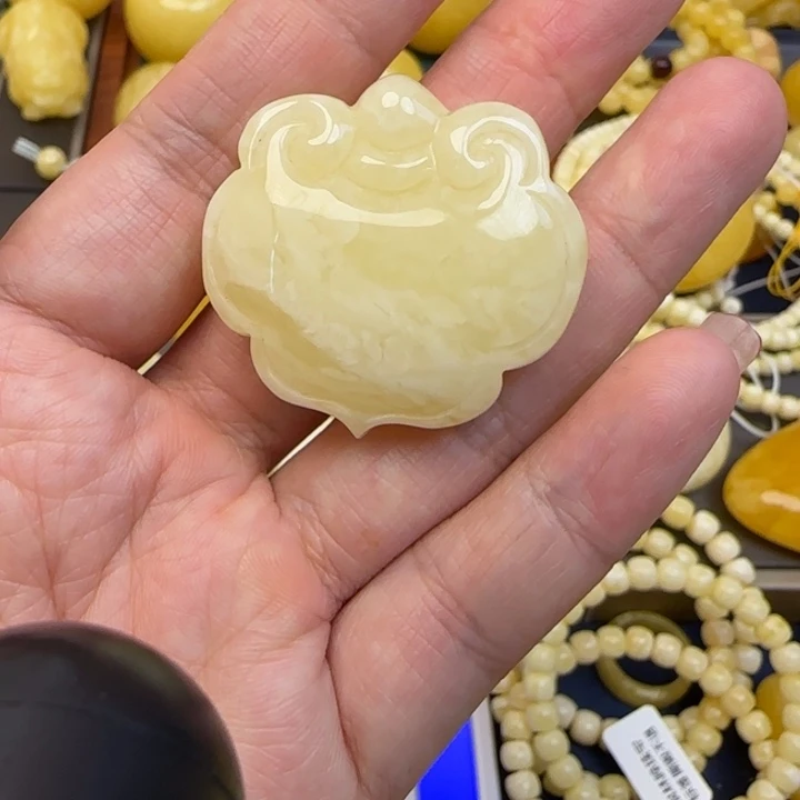 未镶嵌颈饰蜜蜡天然蜜蜡