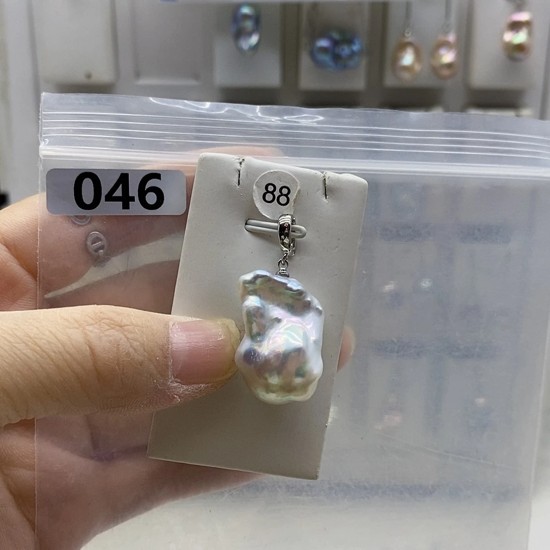 颈饰合金淡水珍珠