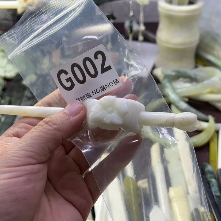 蛇纹石玉发饰合金心***光