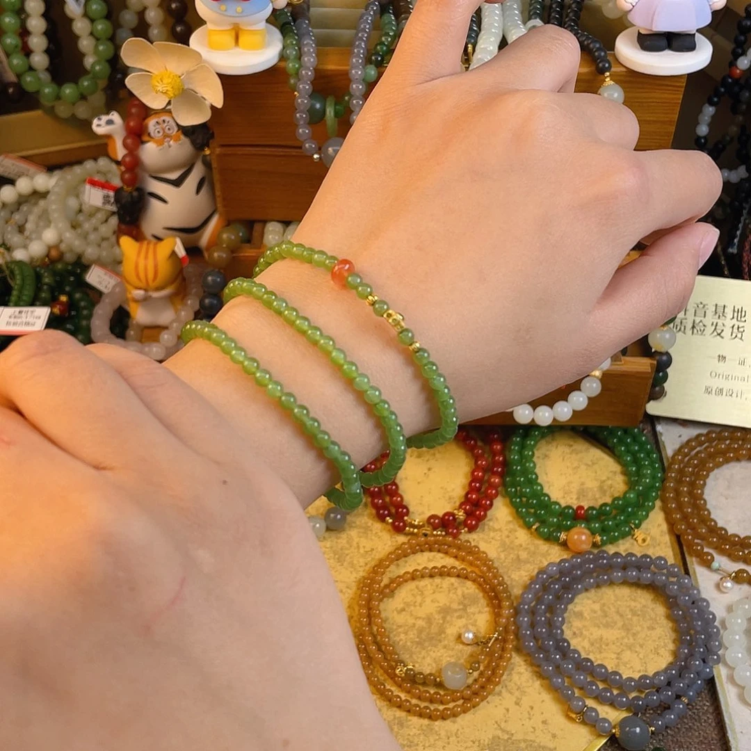 和田玉多圈手串未镶嵌