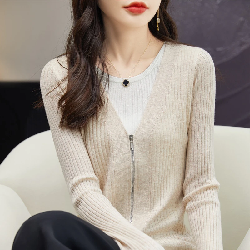 2025年秋冬新款百搭长袖精仿羊毛衫开衫外套上衣纯色简约针织开衫