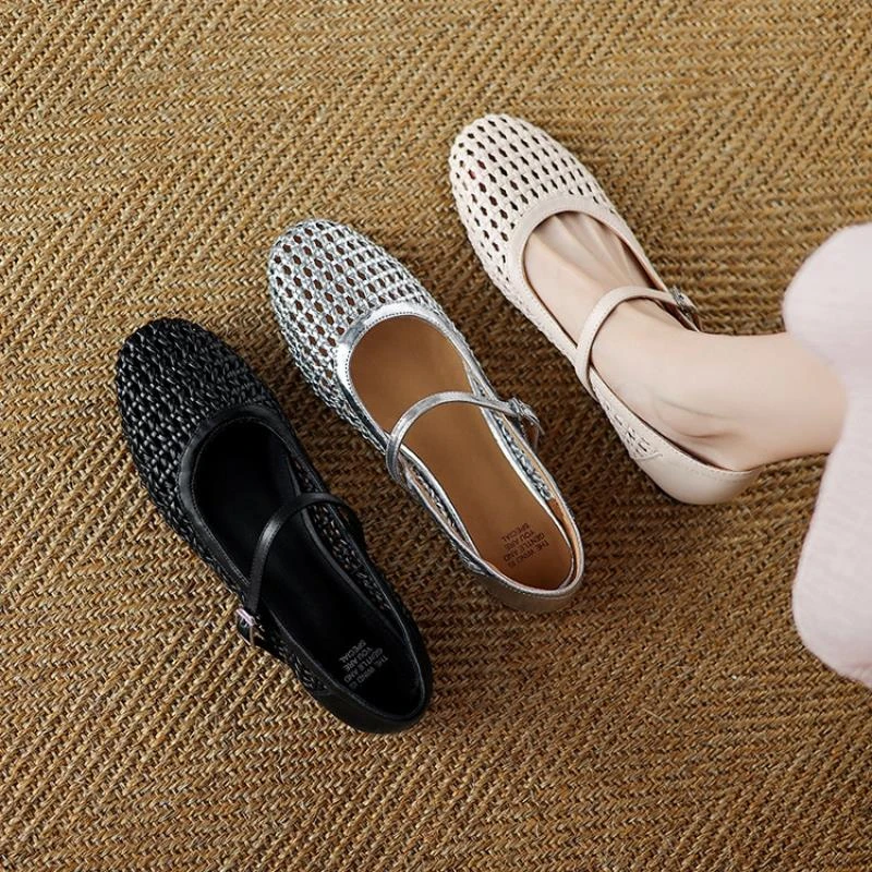 【维米克设计师版】巨透气~ 法式镂空一字带玛丽珍小皮鞋女2025春