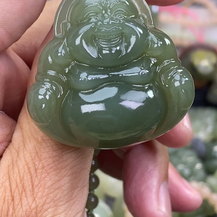 坦***途颈饰未镶嵌和田玉