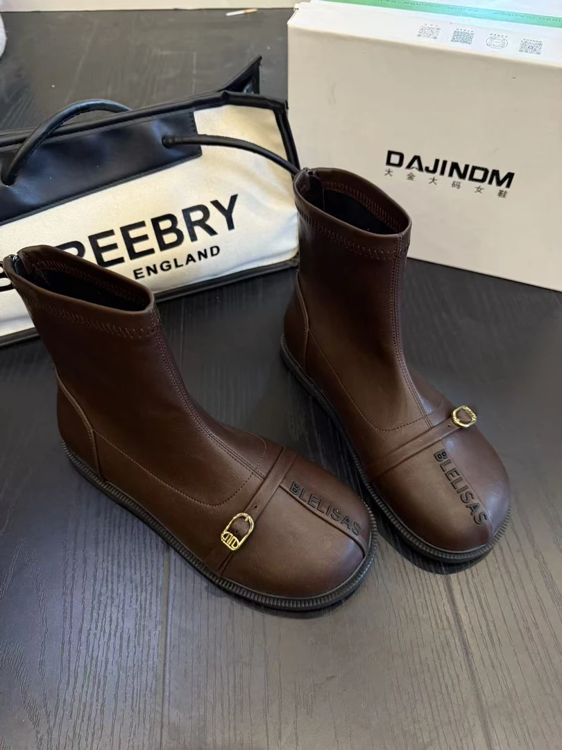 大金大码女鞋40-43潮流设计感短靴