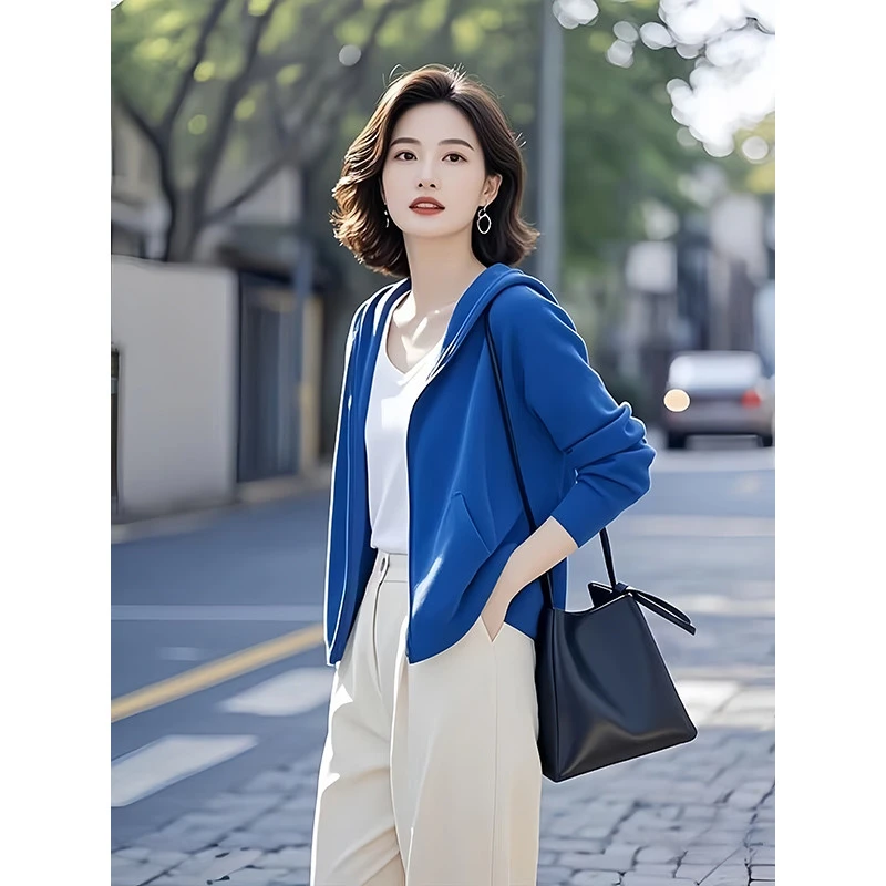 今年流行女装时髦洋气上衣慵懒风独特漂亮蓝色外套春季2025年新款