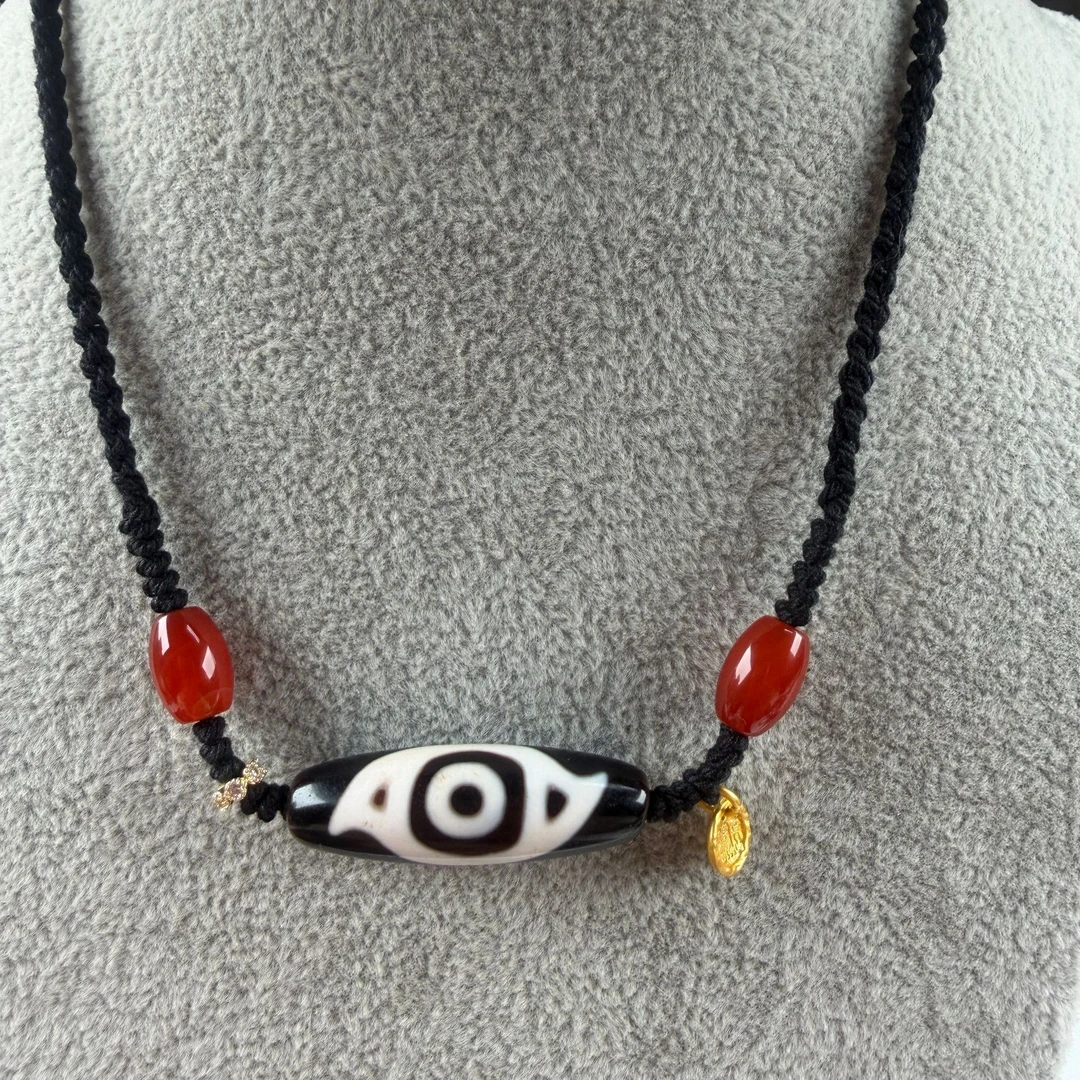 天然玛瑙行运纯手工珠沙黑白满钙化台珠凤眼一眼天珠颈链